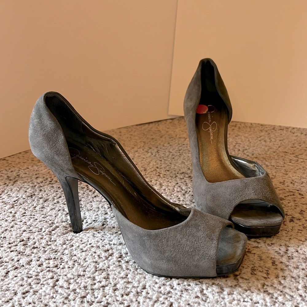 JESSICA SIMPSON HEELS SIZE 8